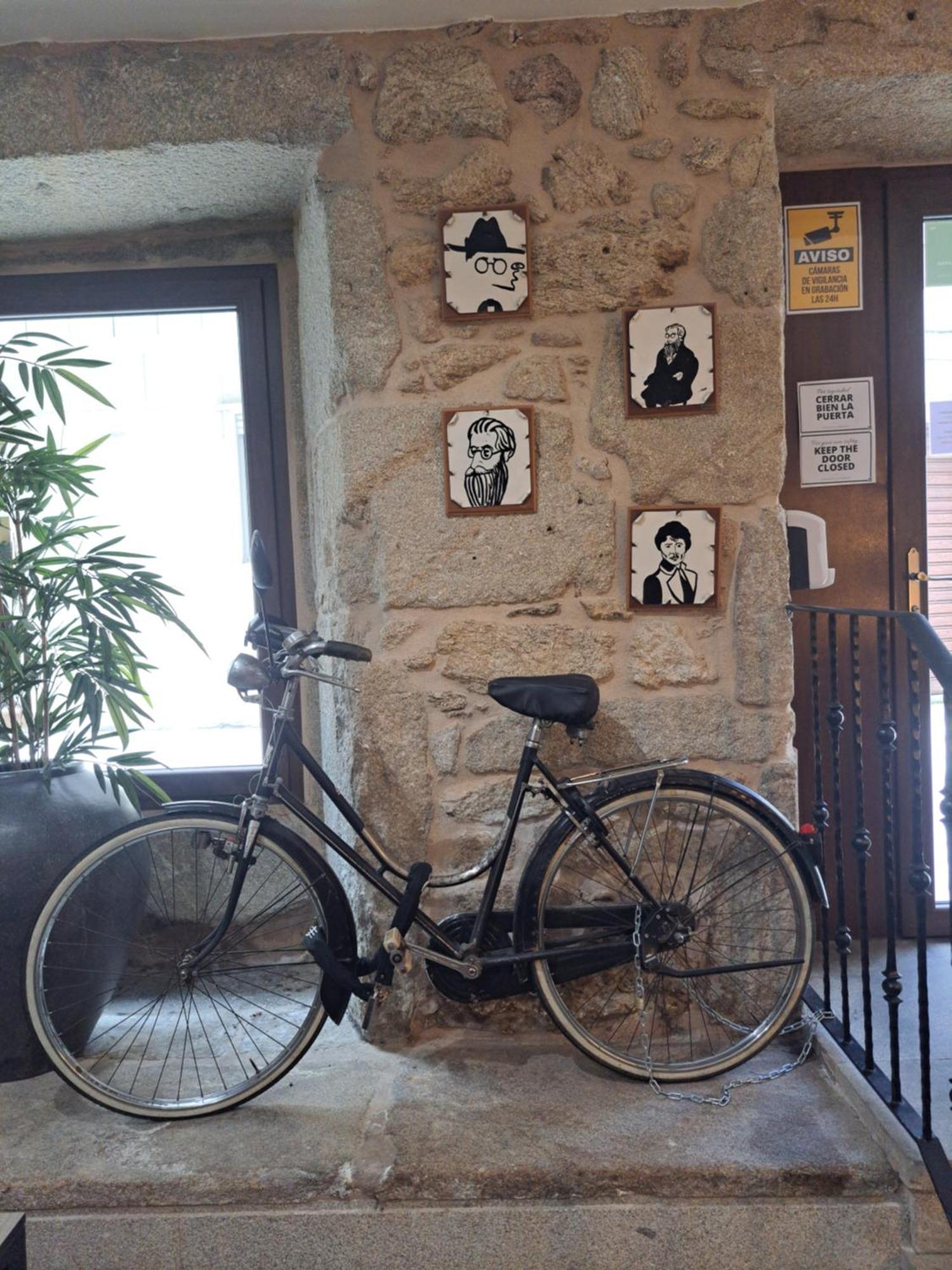 Hotel Roquino Caldas De Reis Εξωτερικό φωτογραφία